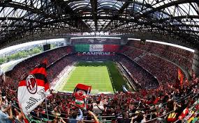 We Włoszech jak w Polsce. Zamykają stadiony!